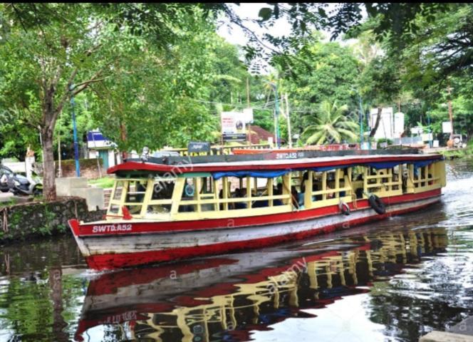 Vivaresidence Homestay Alappuzha Buitenkant foto